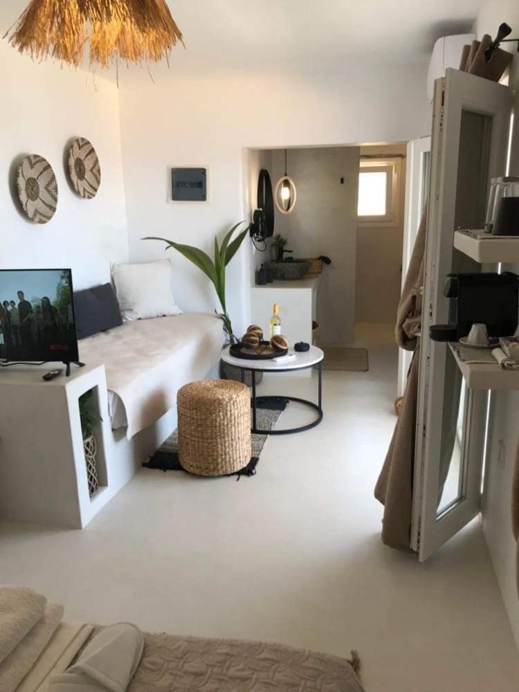 Darsi Suites Kythnos Exterior foto