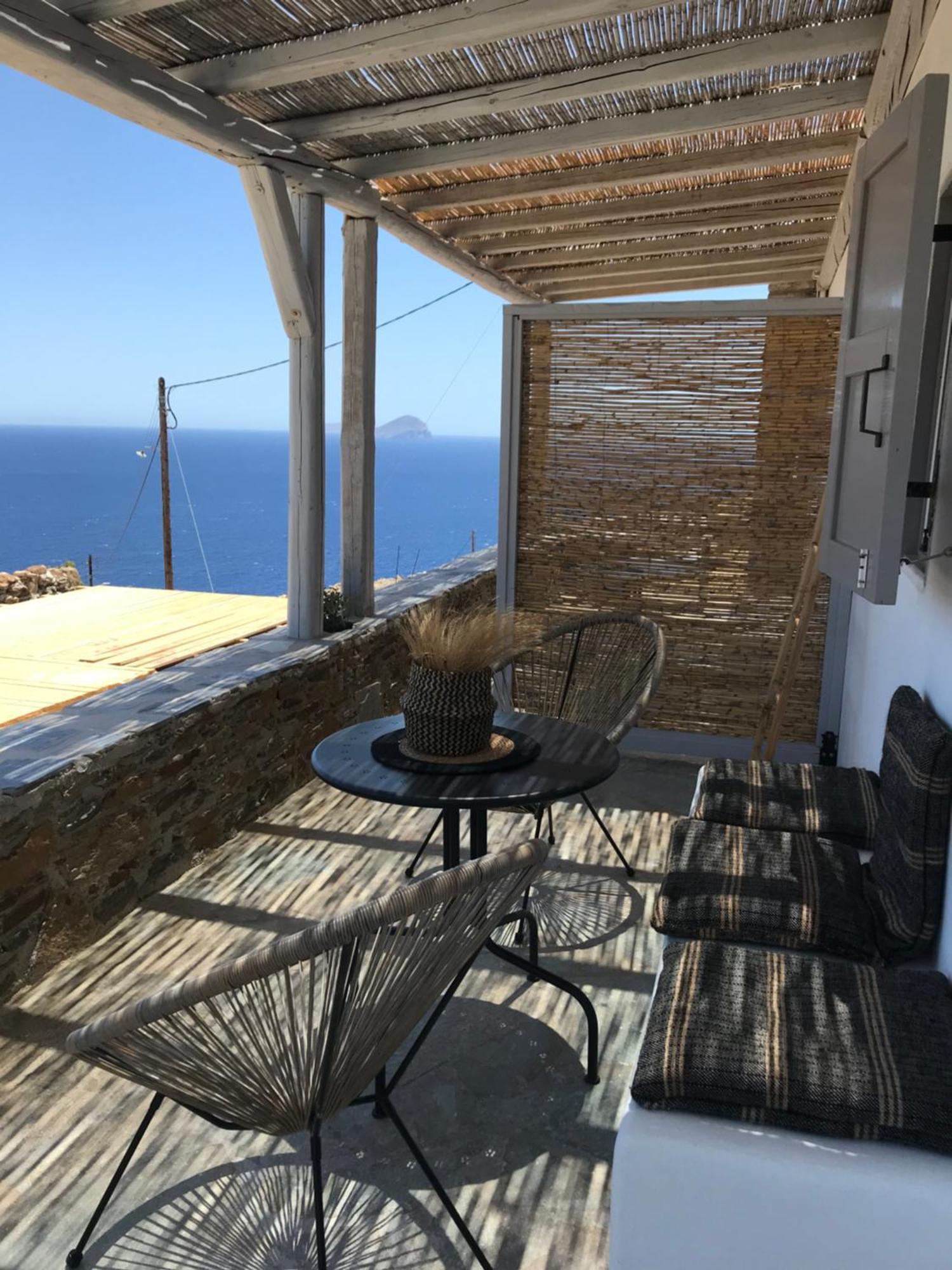 Darsi Suites Kythnos Exterior foto